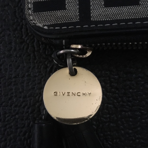 Givenchy wallet/bag/cluctch - Picture 4 of 7
